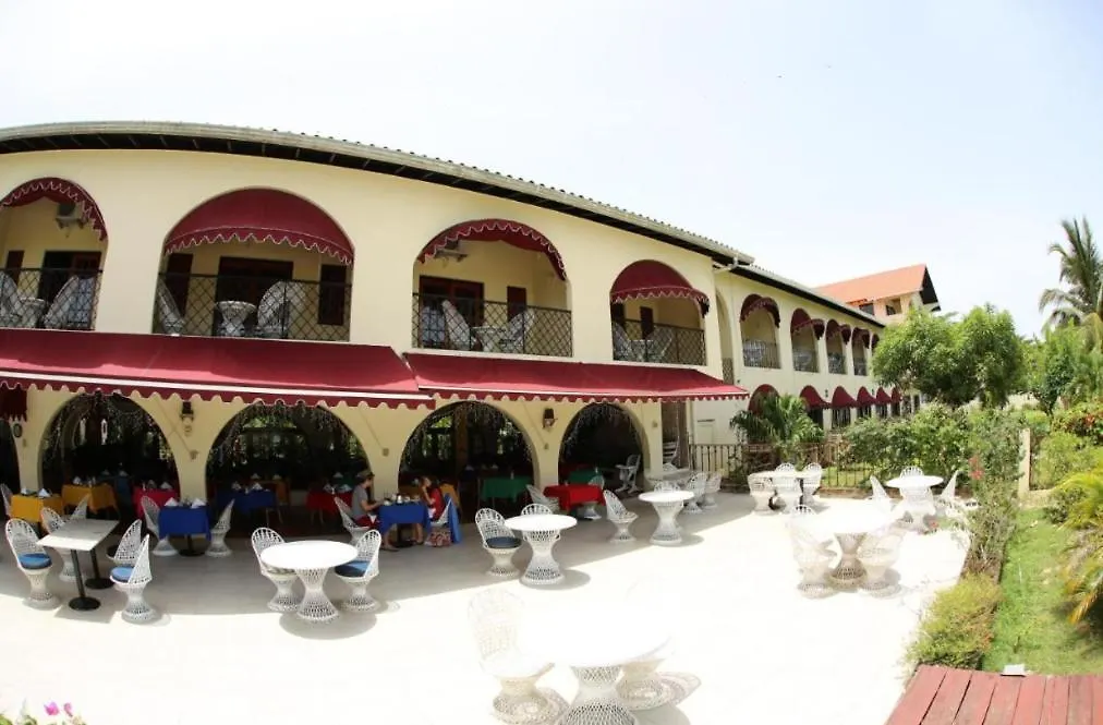 Negril Place 4-Star Resort With Pool Camp- Beach Access