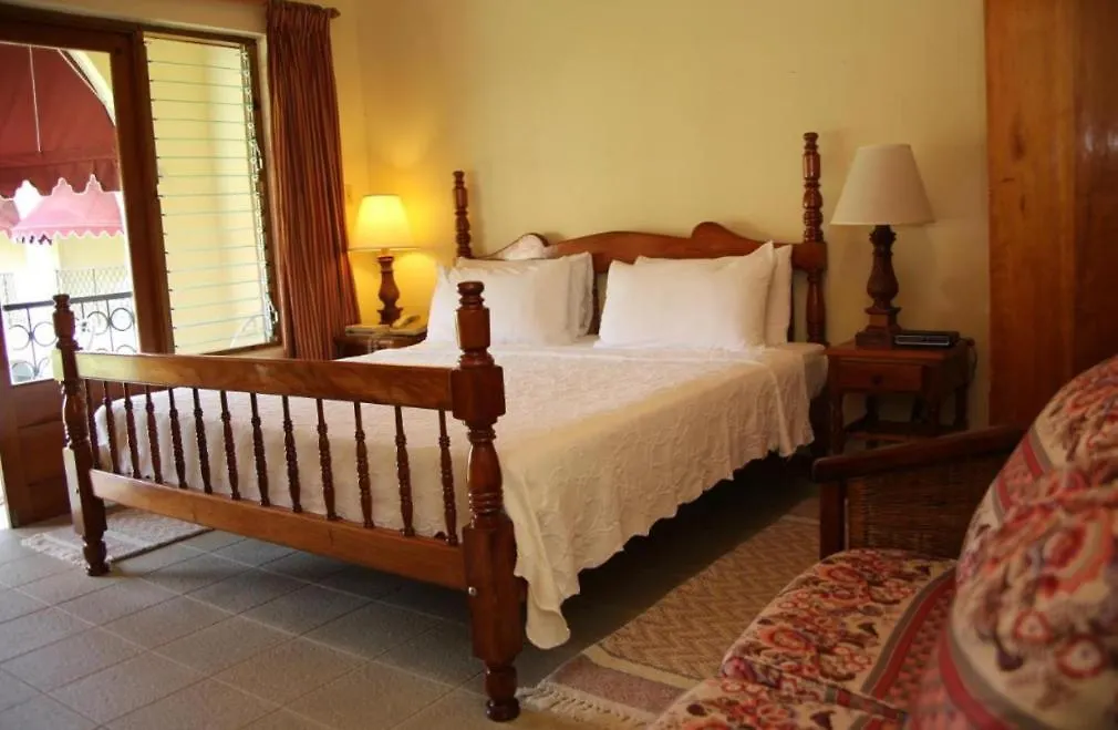 Negril Place 4-Star Resort With Pool Camp- Beach Access 0*,