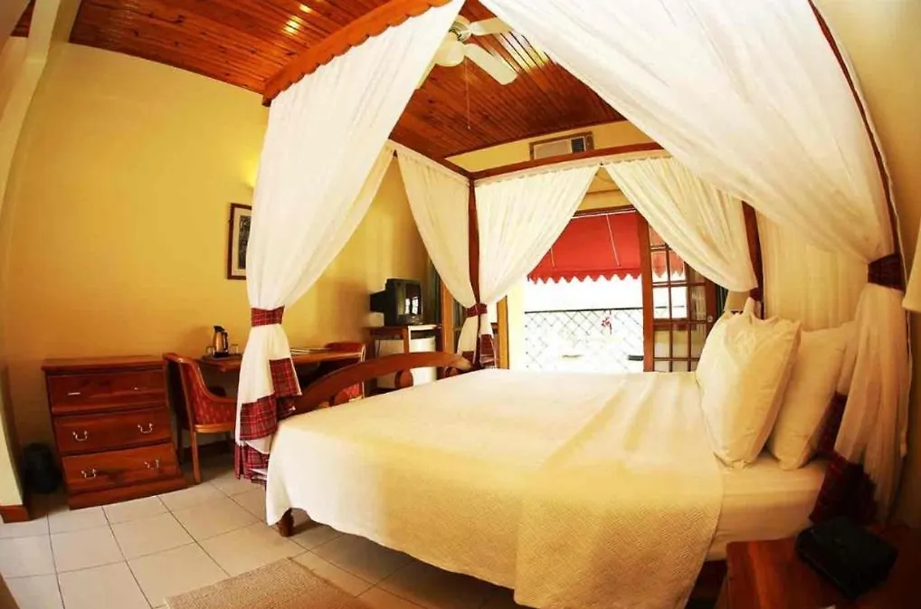 Negril Place 4-Star Resort With Pool Camp- Beach Access 0*,